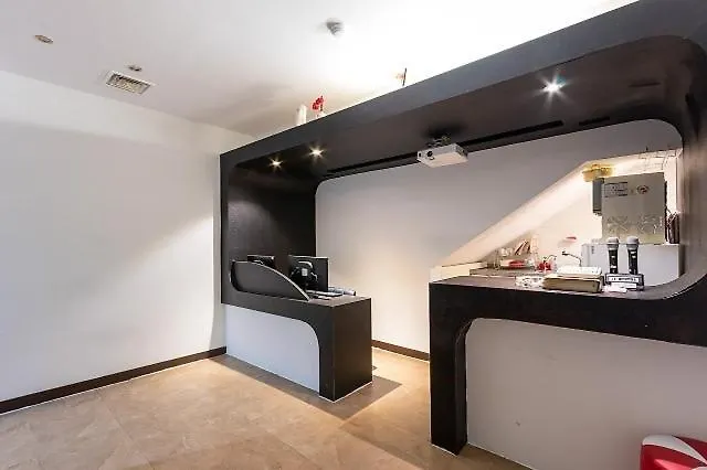 Yeongdeungpo Sharp Motel