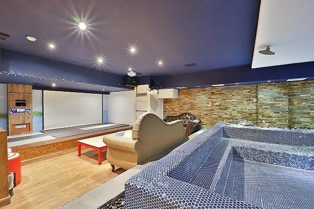 Yeongdeungpo Sharp Motel *